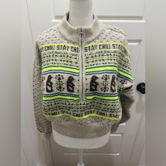 BDG. Jessie Half Zip Sweater. Neutrals & Greens. Size Small. - Picture 4 of 11